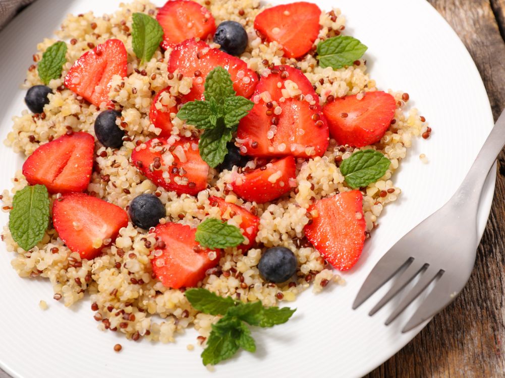 Strawberry Quinoa Salad: Easy Recipe for a Healthy Summer Meal